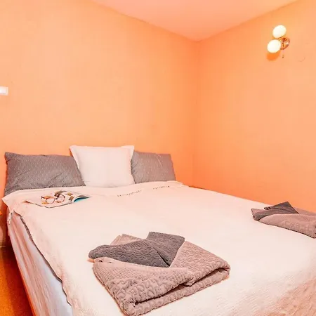 شقة Tullip - Two Bedroom