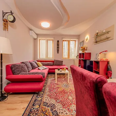 Tullip - Two Bedroom * سموليان